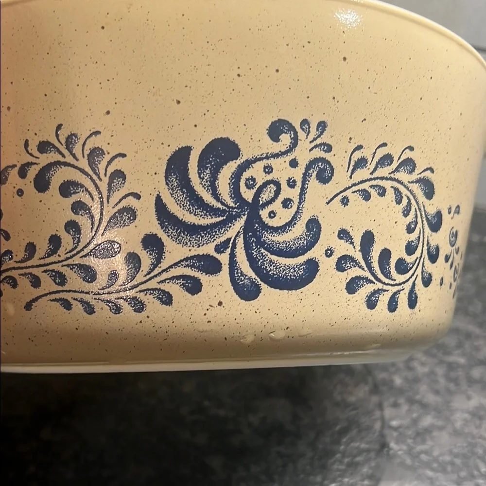 Pyrex Homestead Cinderella Floral Patterned Mixing Bowl # 275 exc condition
